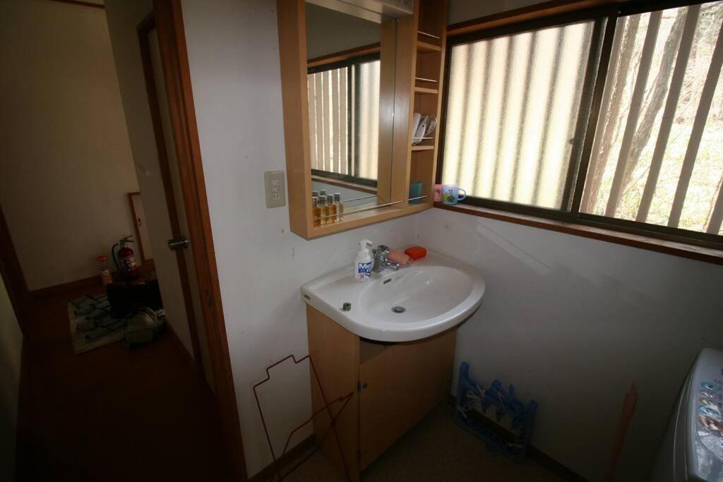 北軽井沢の貸別荘一棟貸し切り-庭とウッドデッキつき Azumaiokozan Extérieur photo