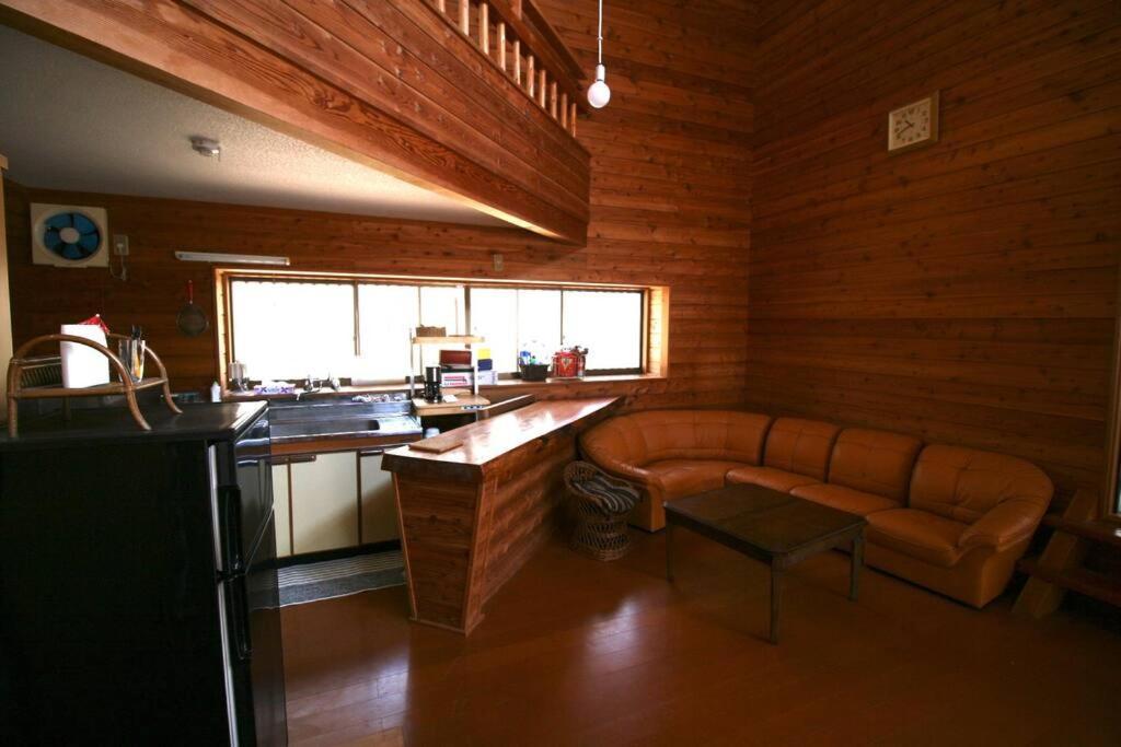 北軽井沢の貸別荘一棟貸し切り-庭とウッドデッキつき Azumaiokozan Extérieur photo
